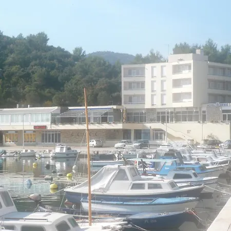 Bebic Hotel 2*